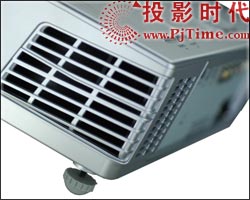 奧圖碼(OPTOMA)HD72投影機(jī)外觀和配件