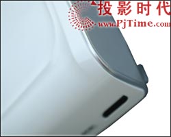 奧圖碼(OPTOMA)HD72投影機(jī)外觀和配件