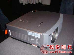 索尼VPL-AW10家用投影機 側(cè)面圖