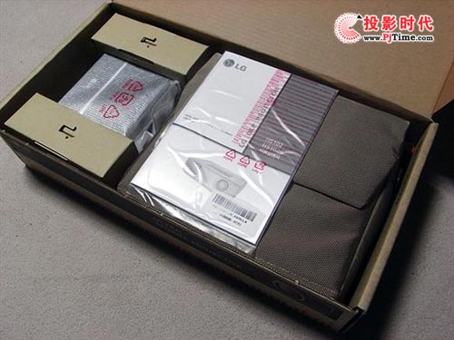 LGµɿ HS102GȳͶӰCDp