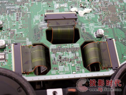 松下PT-AE3000C投影機光機和LCD芯片