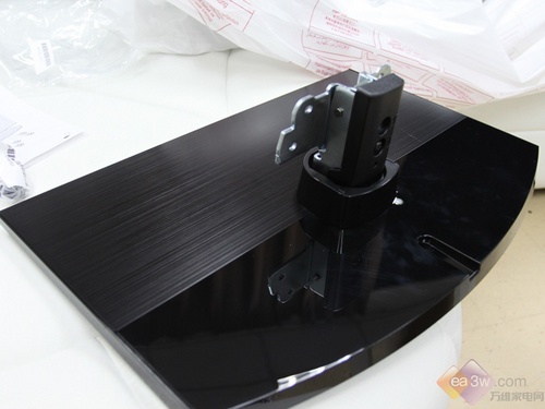 索尼KDL-46HX700更多外觀細節(jié)