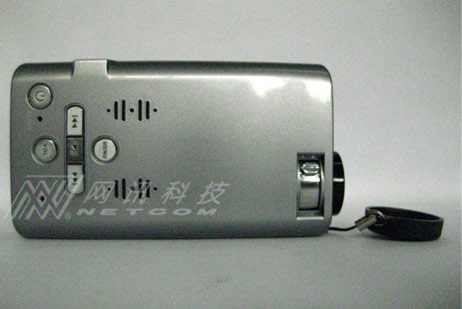 掌中播放 網(wǎng)訊S02微型投影機