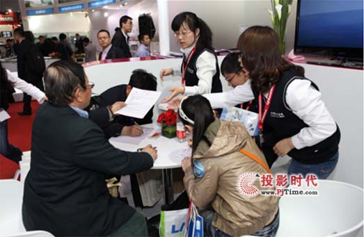 InfoComm(qing)ƳVZ-HD3500HCzC(j)