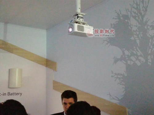 LG¸ҕLEDͶӰCPF1500