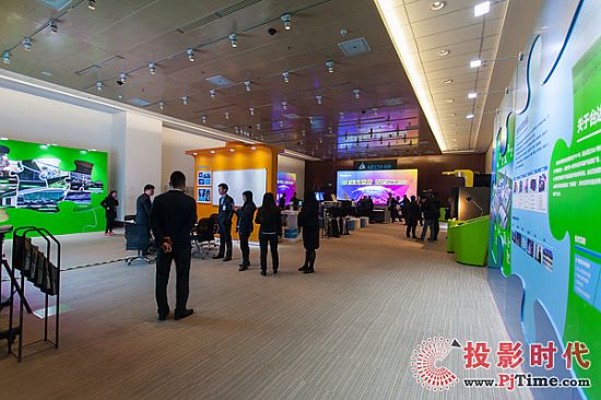 D2-_(ti)_(d)ҕӍInfoComm-China-2016ȫչʾ-DLPLCDСg-LED̘I(y)ͶӰD@ʾܱO(jin)cҕI(lng)ȫI(lng)ȵĮa(chn)ƷcQ