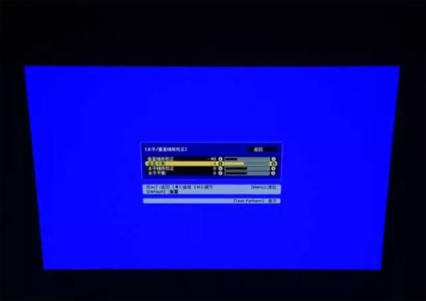 CB-G7000ϵйͶӰC(j)ط㡰롰У