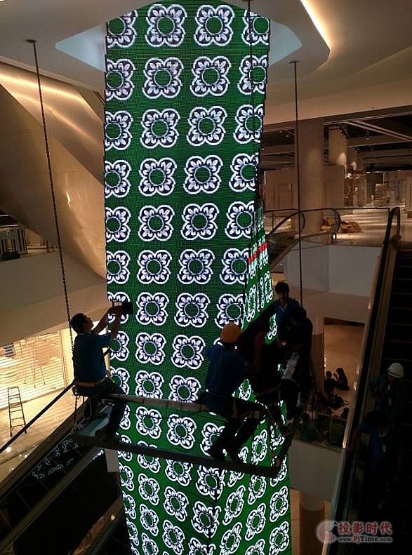 ɭ30׸LED (chung)ʽO(sh)Ӌ(j)֮(jng)
