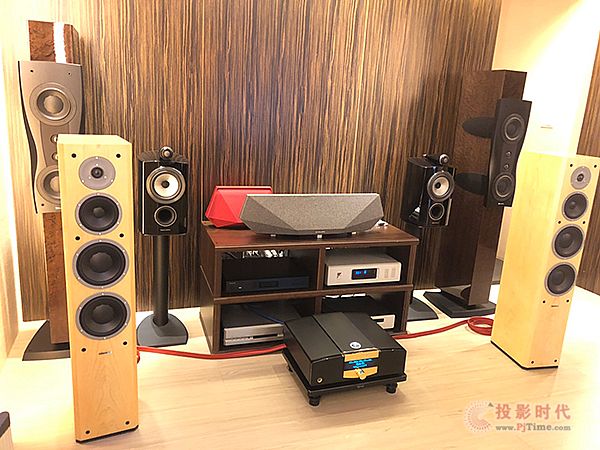 ^Dynaudio Focus 340/380